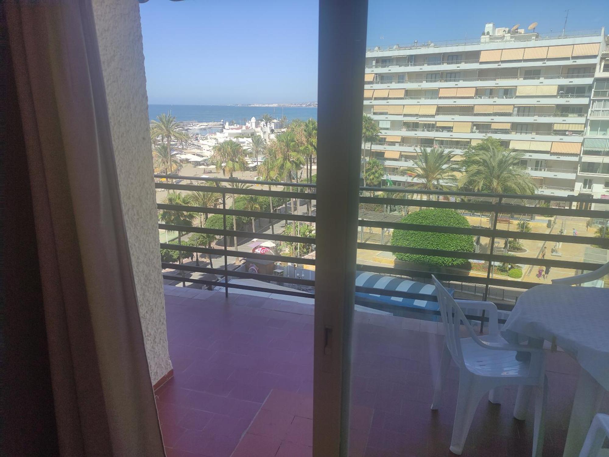 Apartment In First Line Apto 5-3