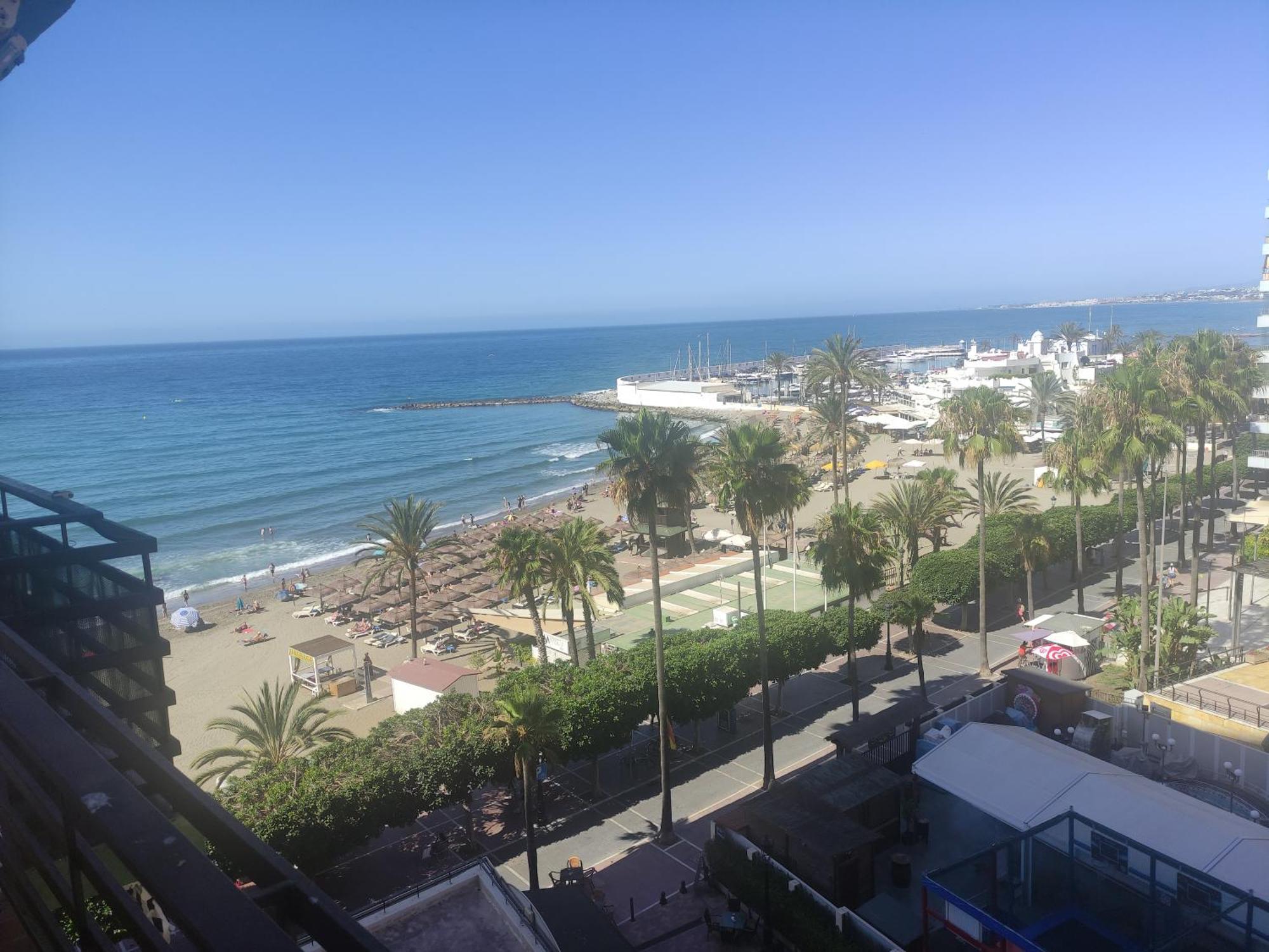 Apartment In First Line Apto 5-3 *